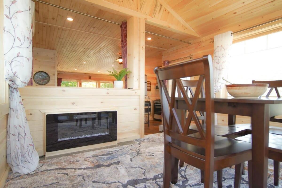 פלטסבורג Loza House Adirondack Skydeck Unit Lake Front מראה חיצוני תמונה